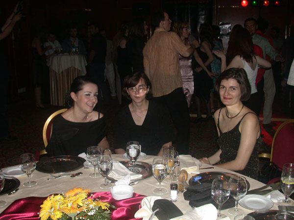 adana, alina, daniela.JPG